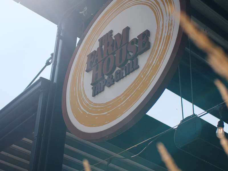 restaurant near me, restaurant williston, dinner williston, lunch williston, bars near me, best restaurant williston vermont