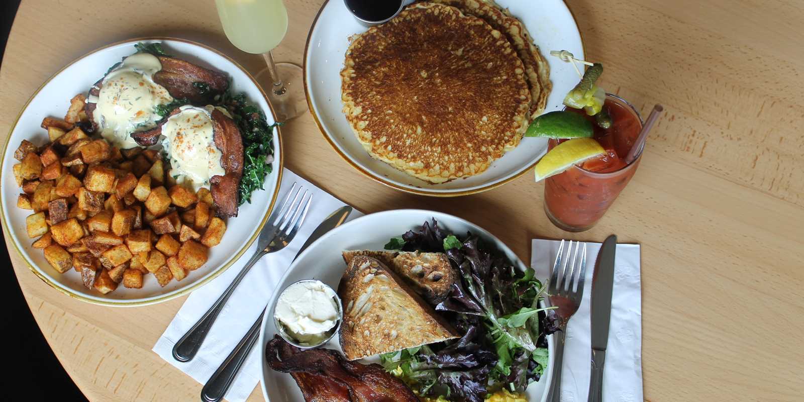 brunch restaurant williston, breakfast near me, breakfast vermont, pancakes, eggs benedict, breakfast sandwich